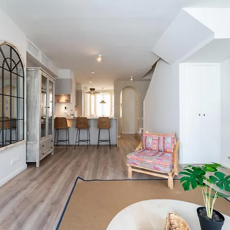 Malagasuite Duplex With Parking Appartamento *
