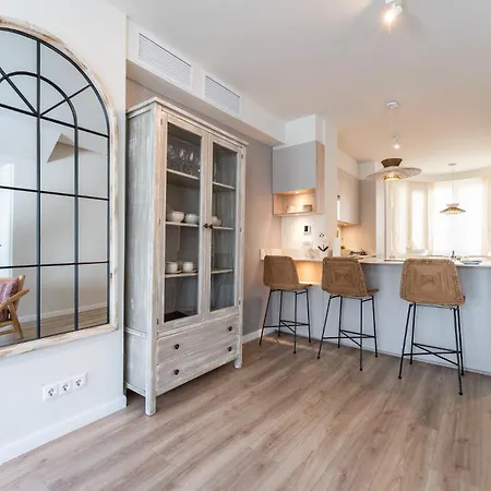 Appartamento Malagasuite Duplex With Parking *