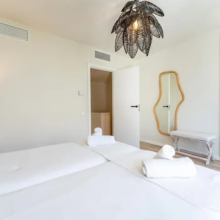 Appartamento Malagasuite Duplex With Parking
