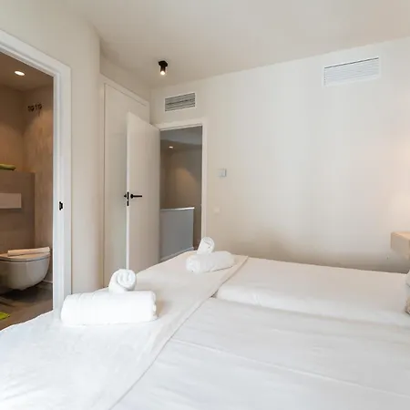 Appartamento Malagasuite Duplex With Parking Marbella